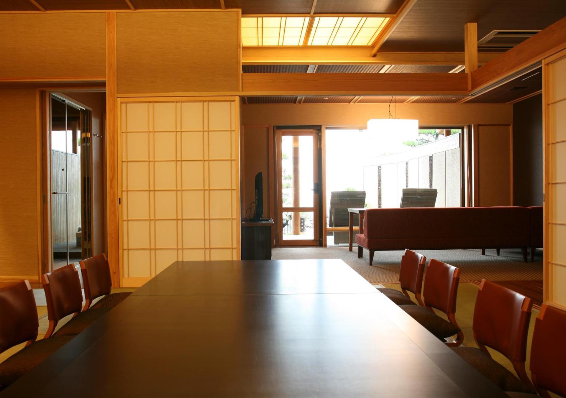 Hotel New Awaji Sumoto Esterno foto