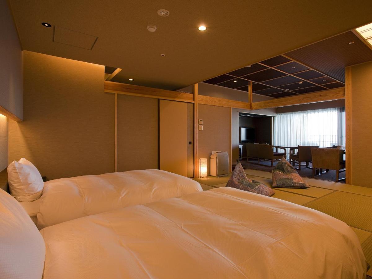 Hotel New Awaji Sumoto Esterno foto