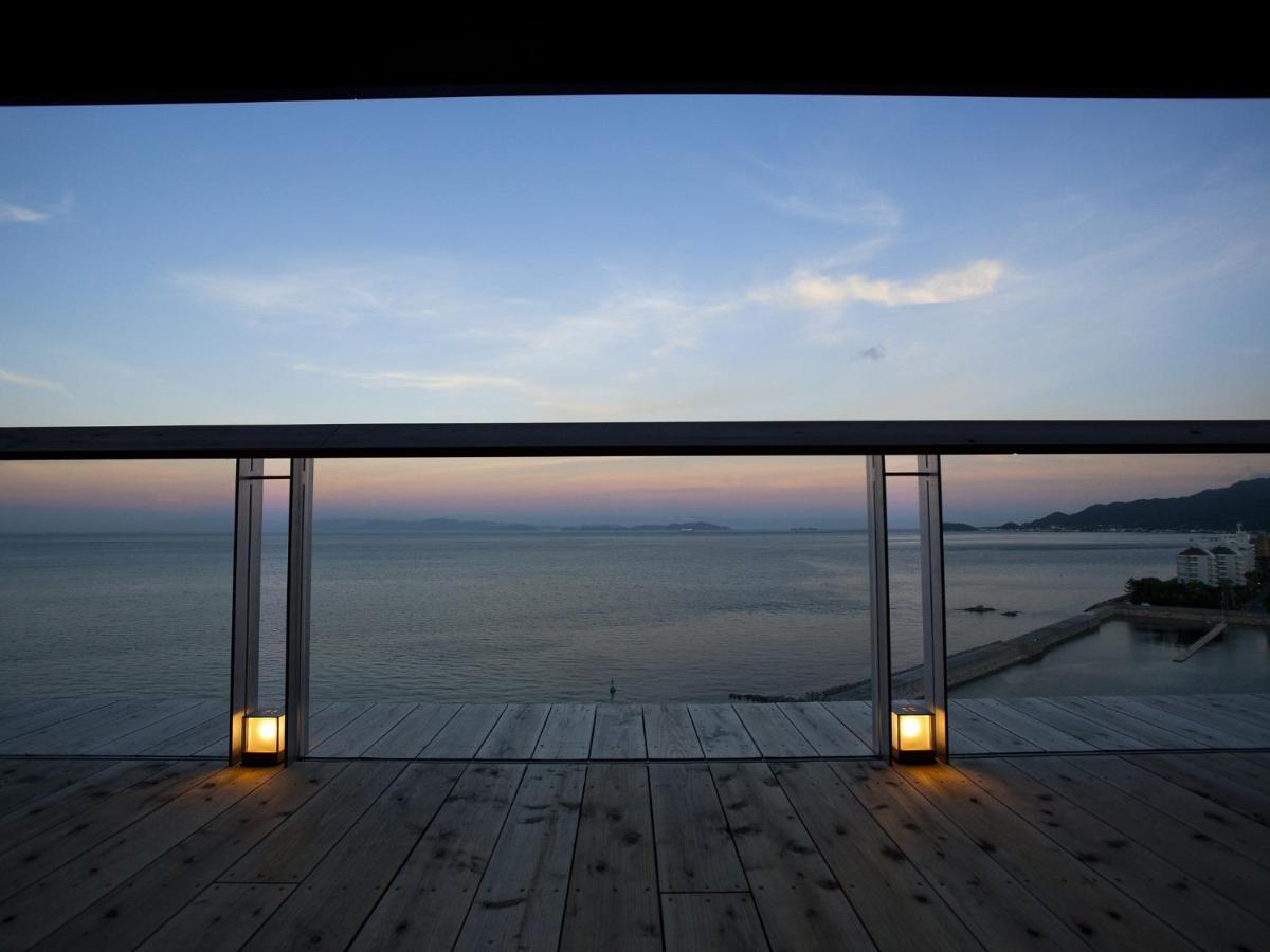 Hotel New Awaji Sumoto Esterno foto